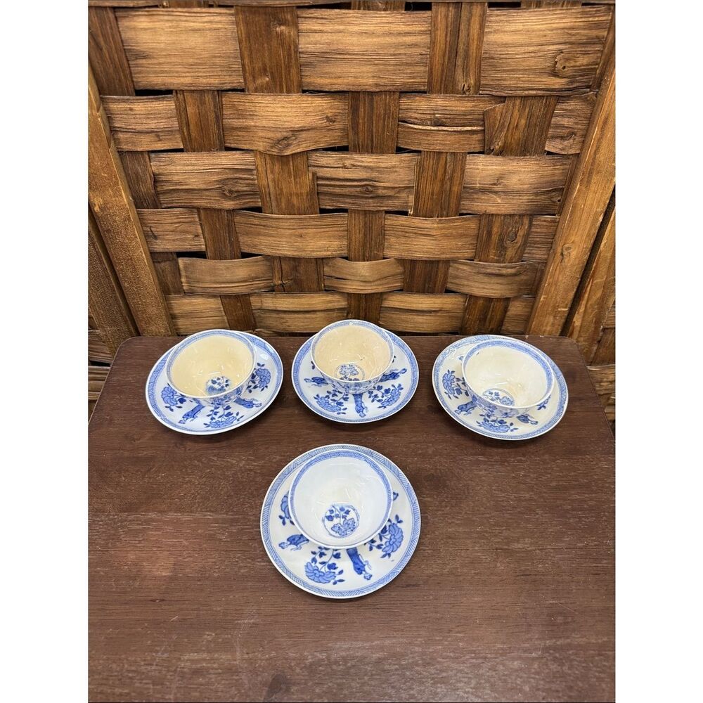Antique Chinese Export Blue and White Porcelain Tea Cup/ saucer set of 4